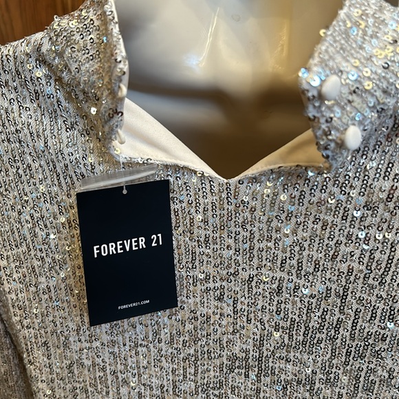 Forever 21 Collared Sequin Mini Dress - Picture 3 of 4